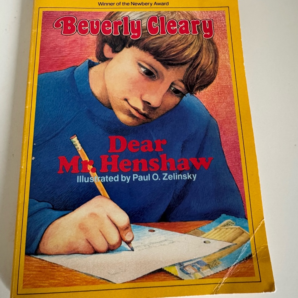Dear Mr. Henshaw by Beverly Cleary‎ Dell Yearling Paperback Newbery Award Book